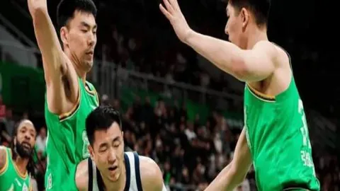 “澳著名评论员因受贿五万澳元被解雇”